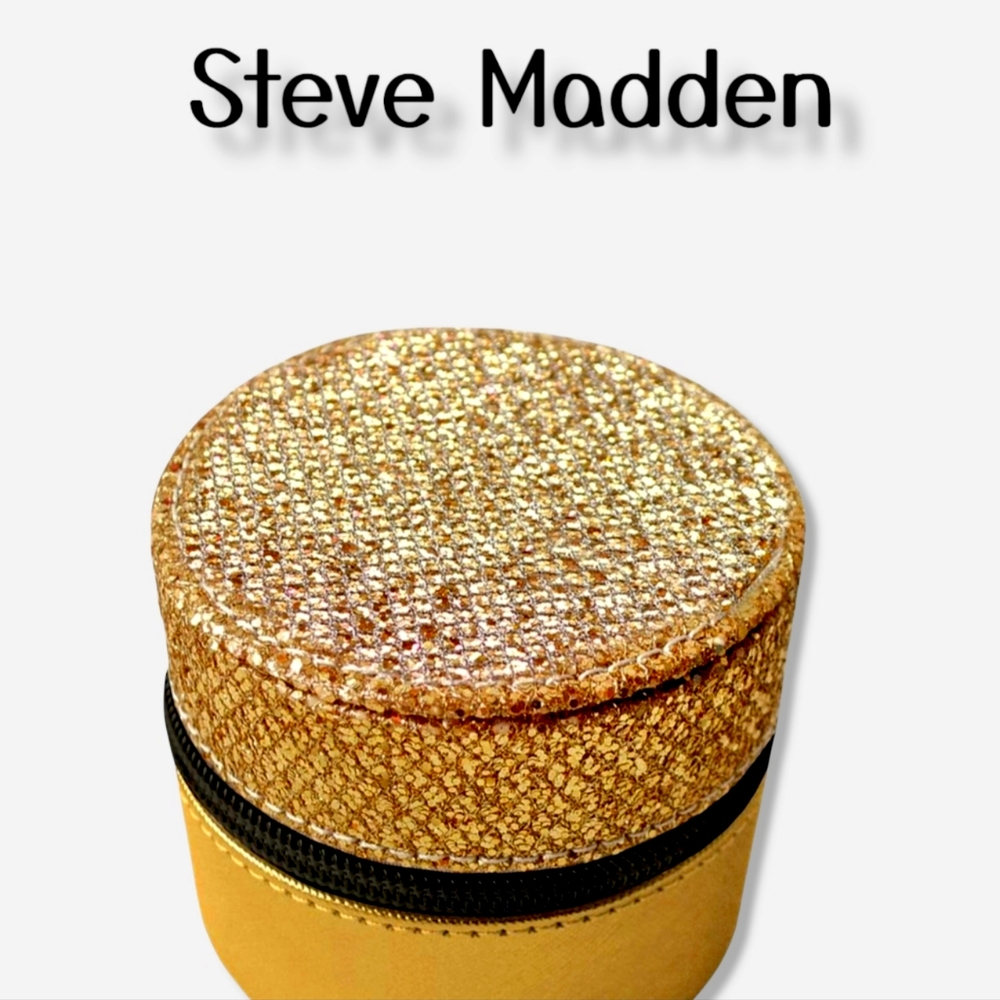 Steve Madden gold jewelry box case travel Case NWT